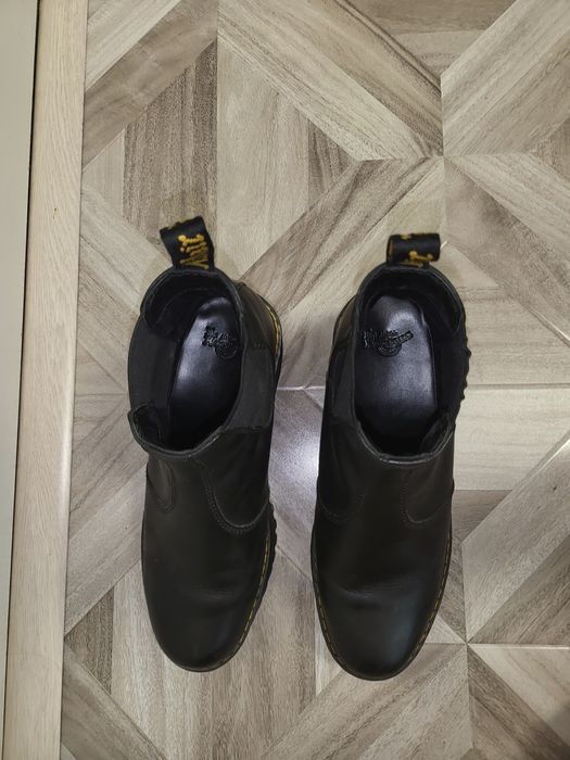 Dr. Martens Rometty