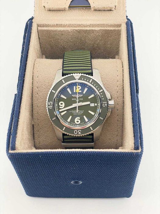 Часы Breitling Superocean Green