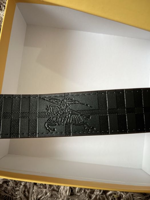 Curea Barbati Burberry