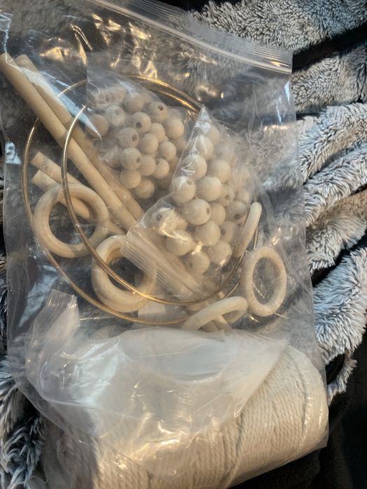 Set de creatie macrame si margele