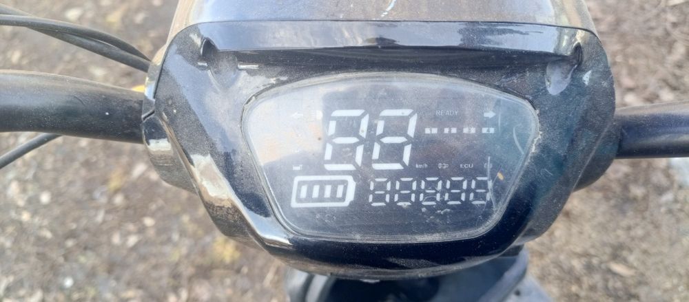 Продам электроскутер, описание!!!