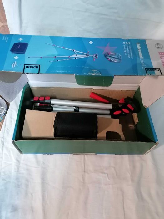 Лазерен нивелир нов