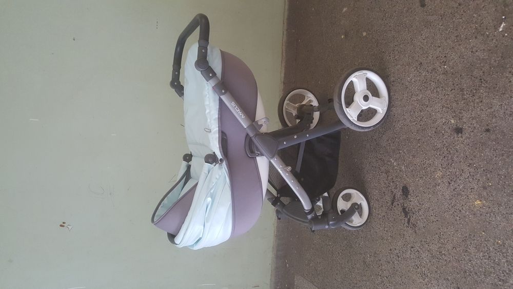 Детска количка две в едно