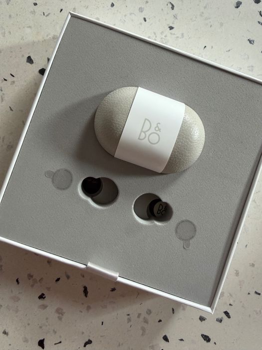 Безжични слушалки Bang&Olufsen