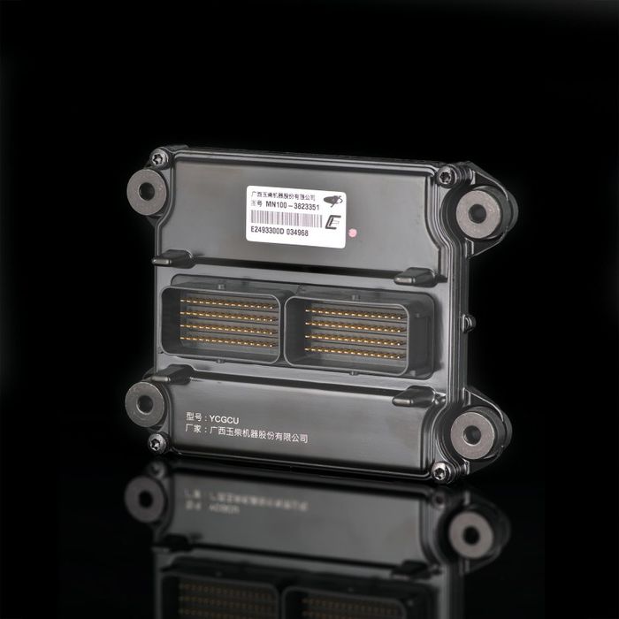 ЭБУ электронный блок управления двигателем