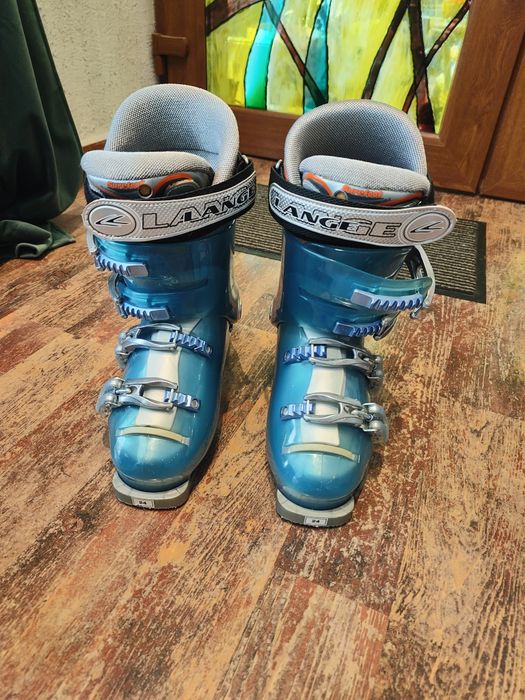 Clapari mărimea 24 în stare impecabila