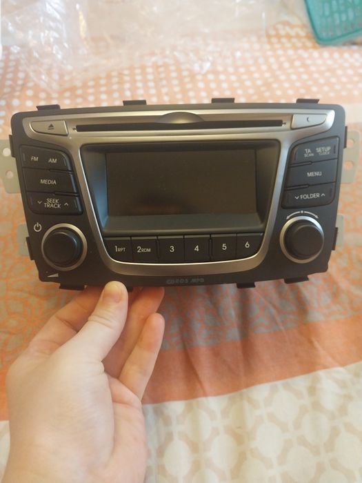 Магнитофон в машину.