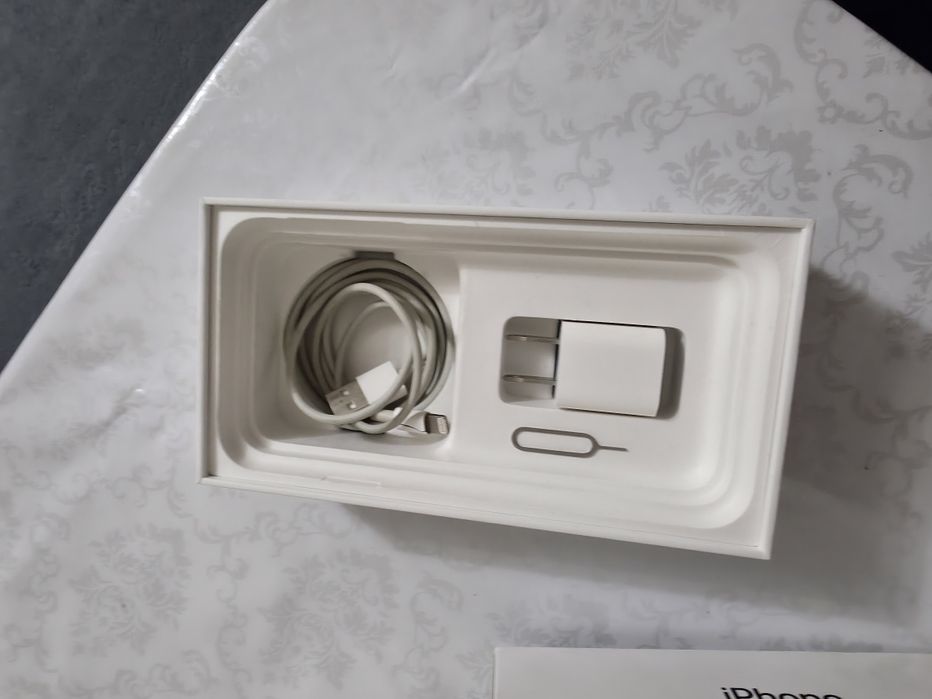 Продам Iphone 11