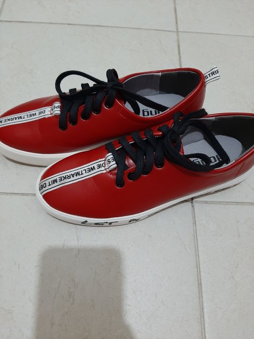 Продам обувь женскую