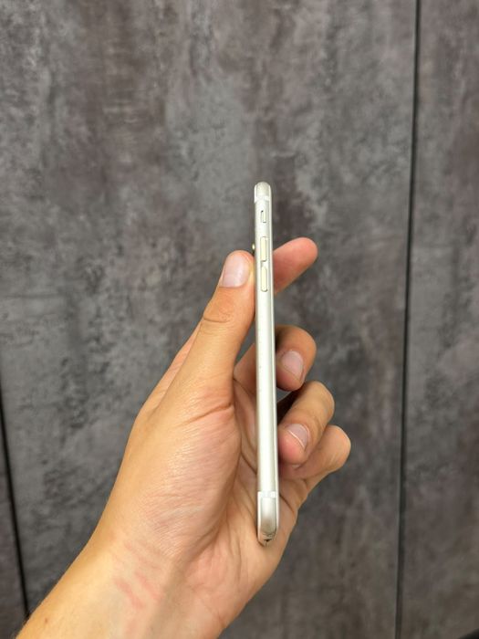 Iphone 6 на 64 gb оригинал