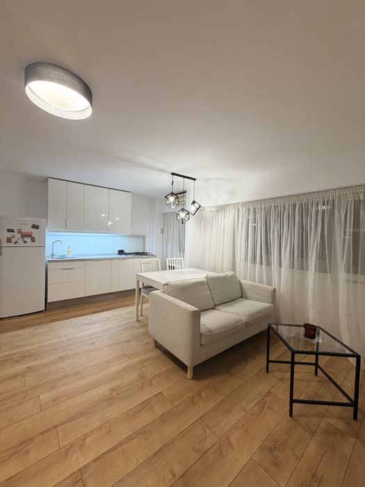 Garsoniera42 mp –PRIMA INCHIRIERE-  Universitatile Titu Maiorescu & Nicolae Titulescu