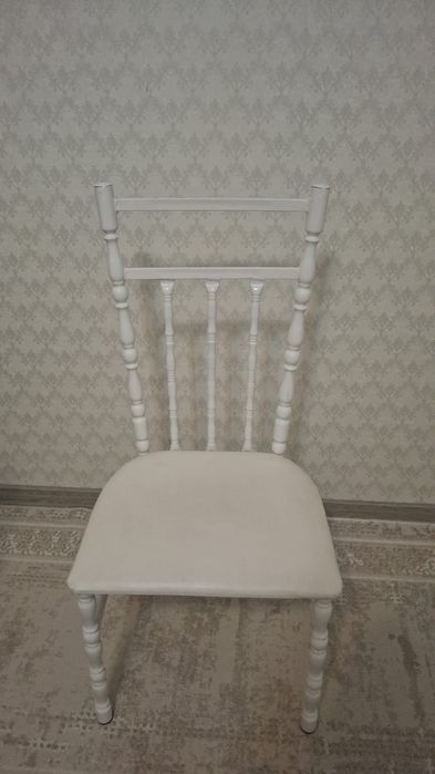 Орындақтар сатылады.