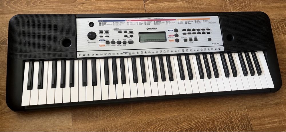 Orga yamaha ypt 260