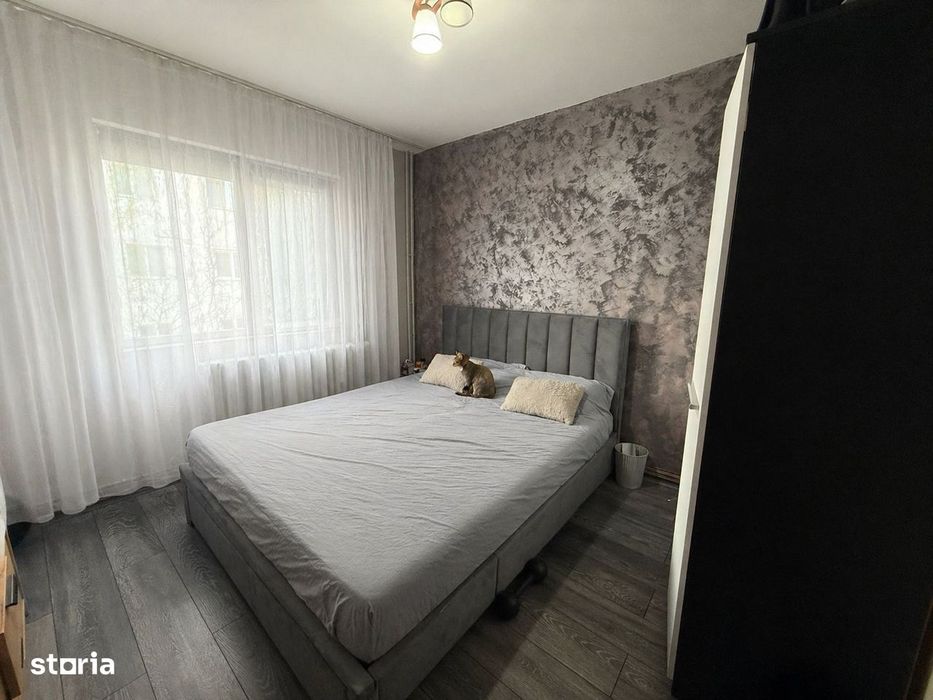 Apartament renovat 2 camere 41 mp Alexandru cel Bun 89900 euro
