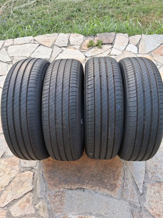 215 65 17 Michelin Primaci 4 99V