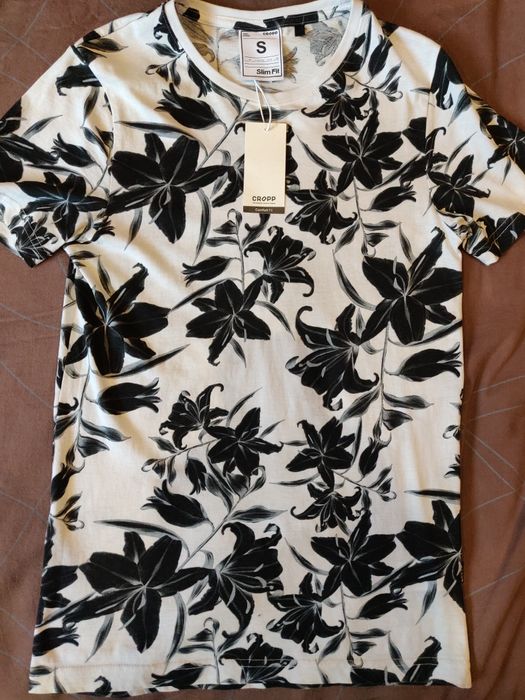 Тениски Cropp и House нови