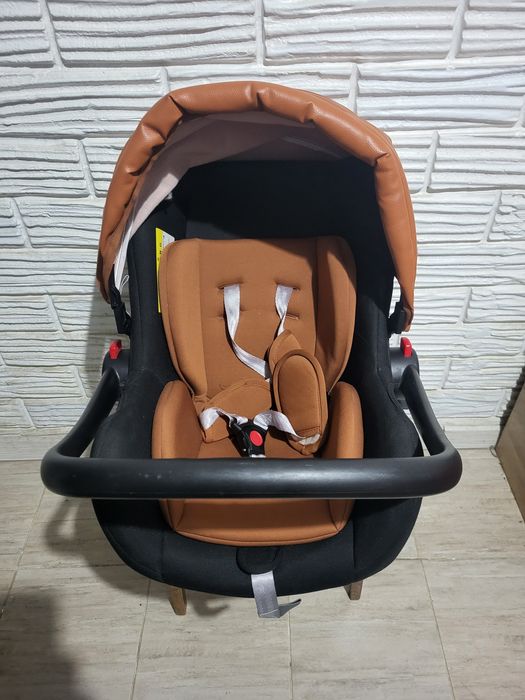 Продам детскую коляску Belecoo