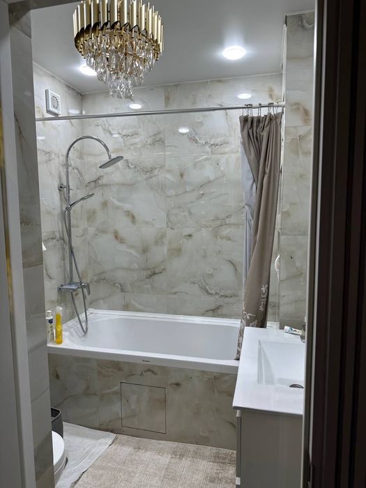 Продам люкс квартиру 120м2 (Вокзал, Узгазойл) в бизнес ЖК.