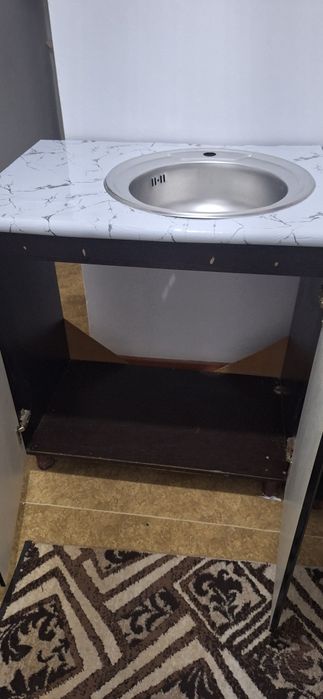 Кухонный гарнитур сатылады .