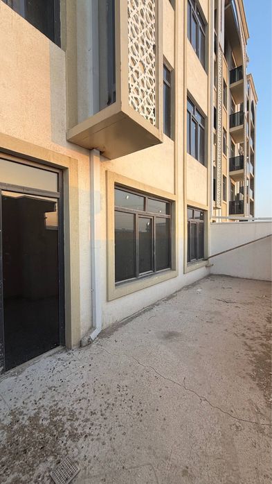 Terakzor restoran tarafdan 2 xonalik kvartira sotiladi №3