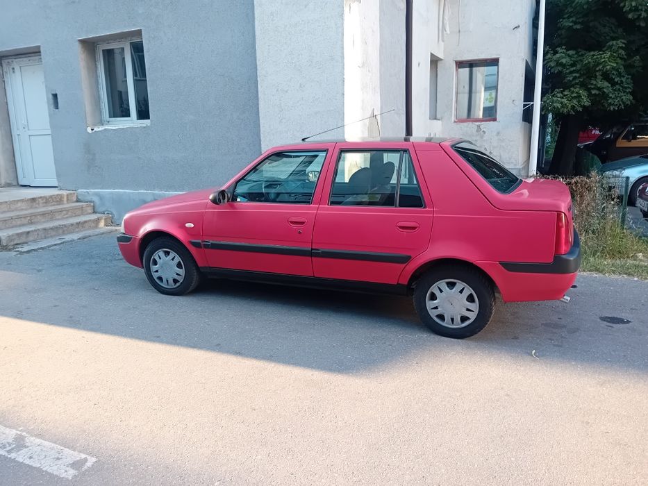 Vând Dacia Solenta