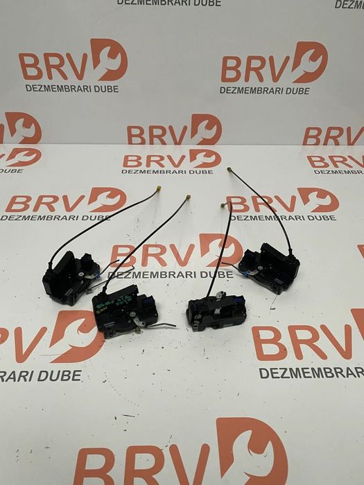 Broasca usa fata pentru Renault Trafic / Opel Vivaro / Nissan Primasta