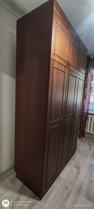 Шкаф советский..