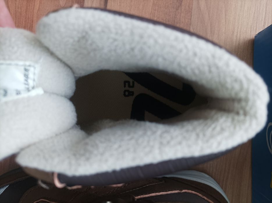 2чифта нови водоустойчиви ботушки N28