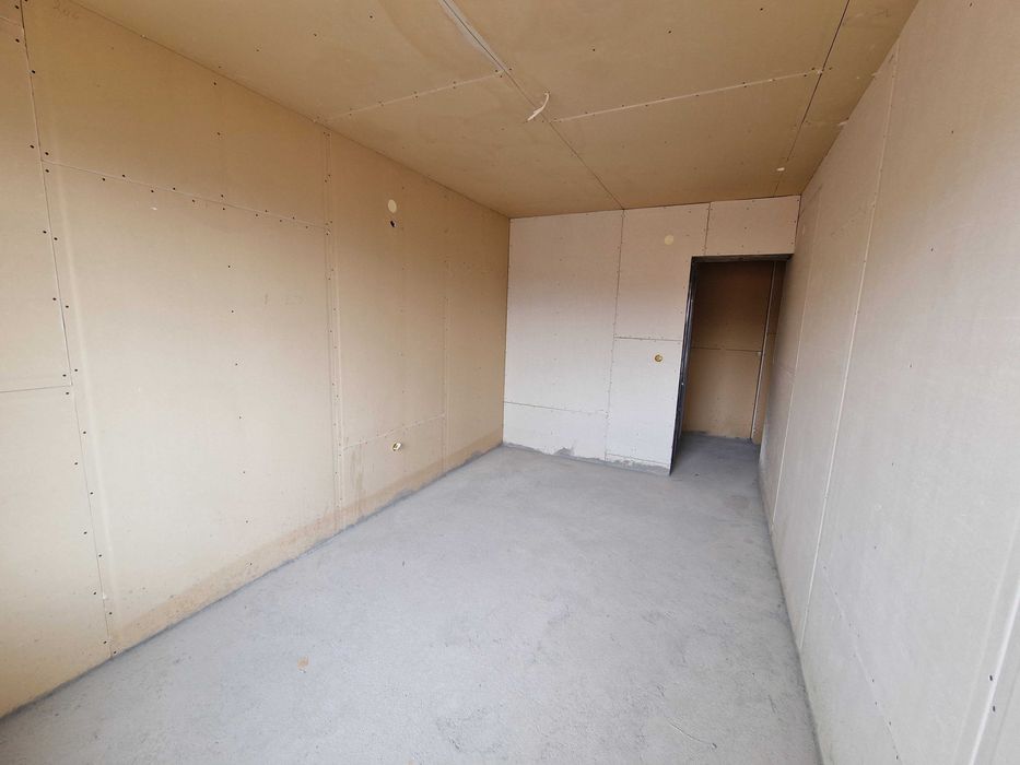 Продава се Тристаен апартамент в Благоевград, Освобождение - 80 кв.м за 882 €/кв.м - Снимка #2