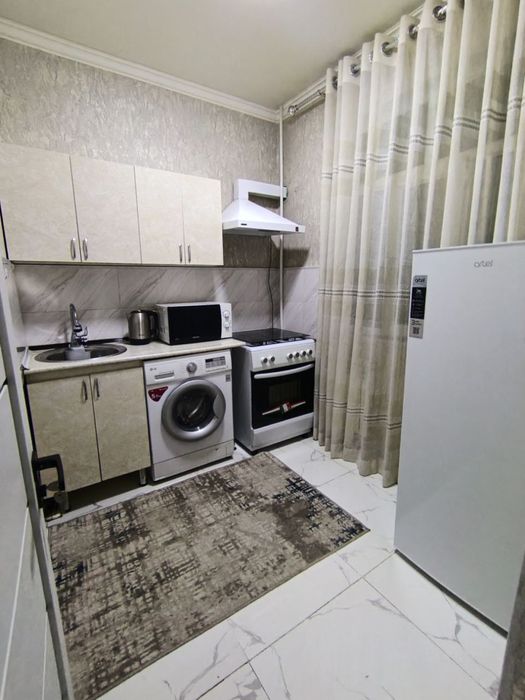 продается чиланзар 7 квартал 1/3/4