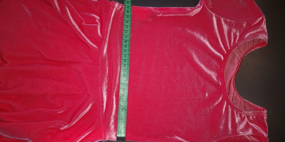 Рокля за фигурно пързаляне