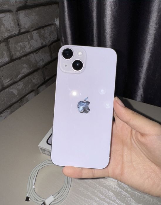 Продам IPhone 14 128 гб  срочно