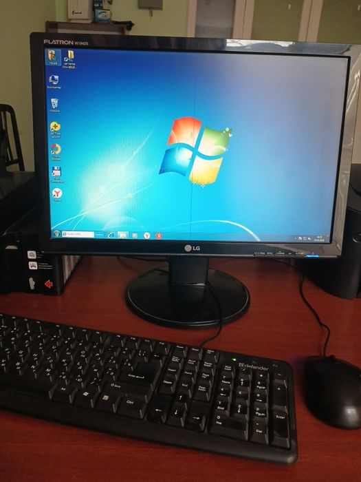 Комюьтер сотилади