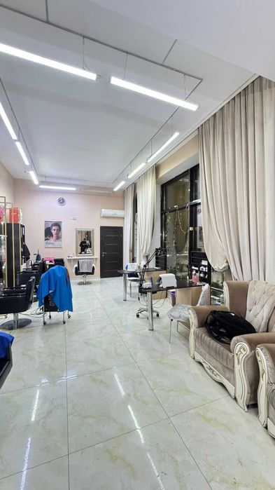 Салон красоты 62 кв.м  Кошкарбаева, 79