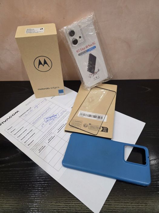 Motorola edge 40neo  в гаранция+case+протектор