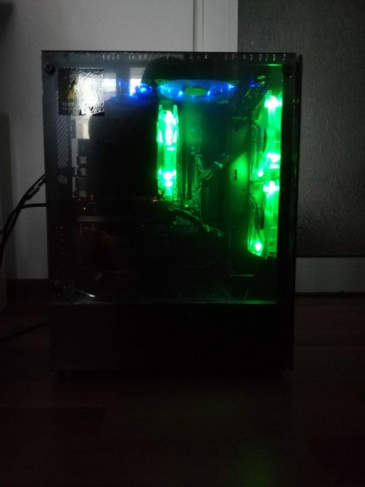 Unitate PC Ryzen 7, 16GB, SSD