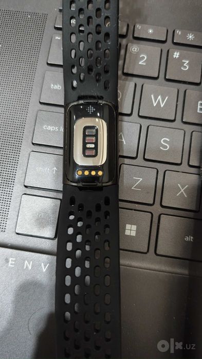 Fitbit Charge 6 - smart band