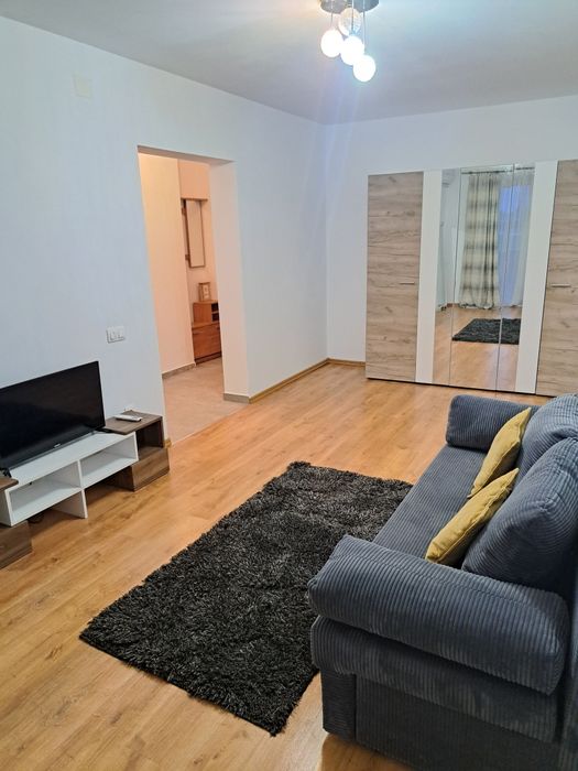 Inchiriez apartament comuna Giroc