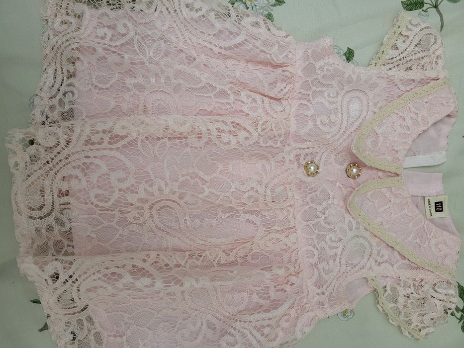 Продам новые детские платья