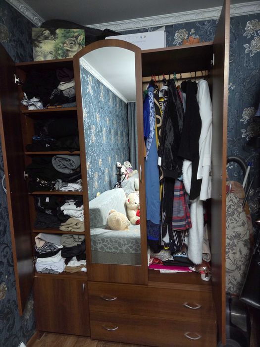 Продам шкаф для одежды