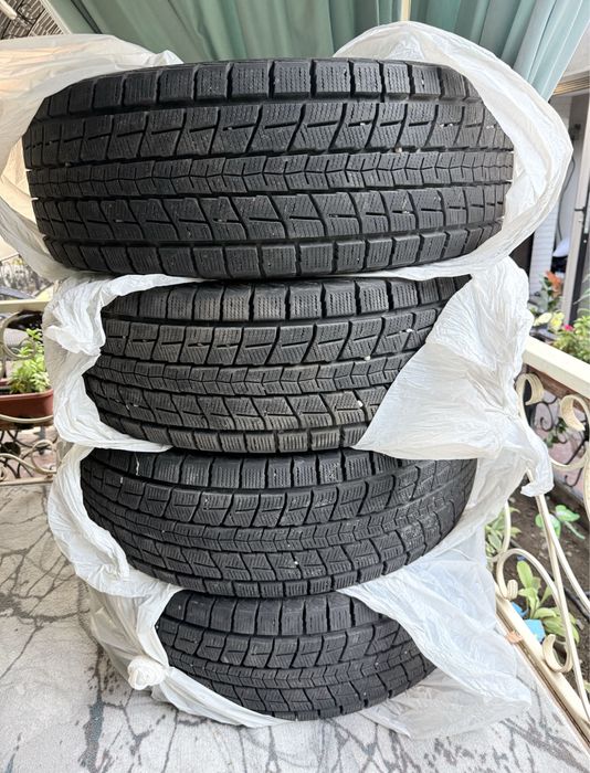Dunlop комплект зима 215/60/17