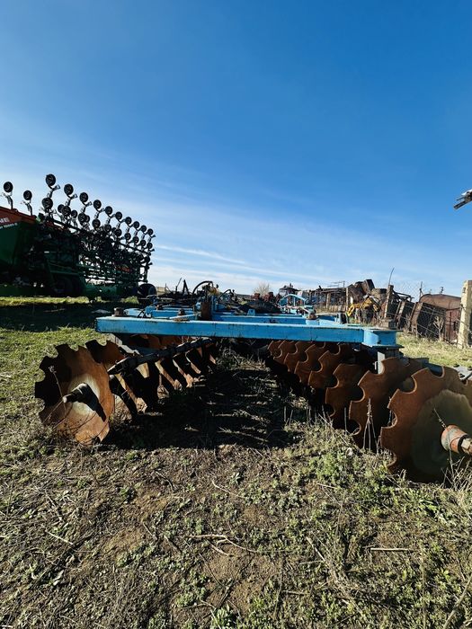 Сельхозтехника БДТ - 7 4702 новый