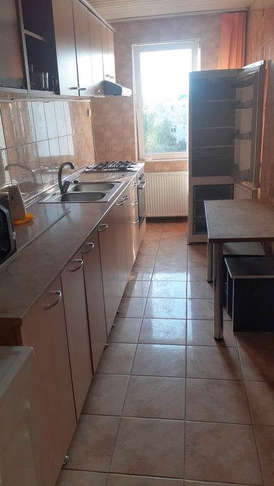 Vind apartament RĂSNOV,Florilor
