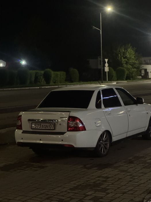 Продается приора