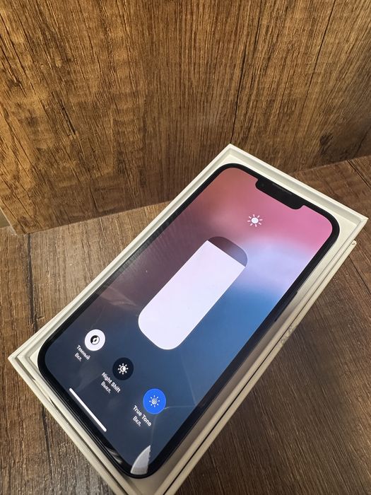 IPhone 13 черный 128 гб