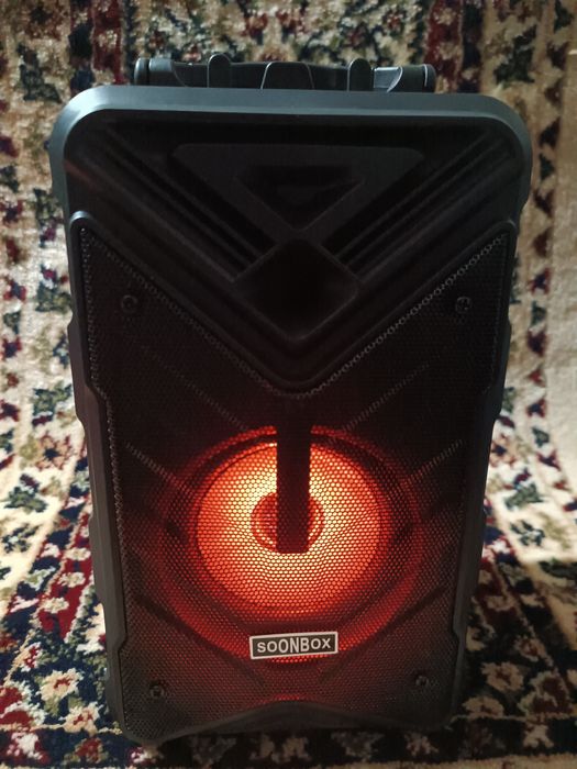 Продам новую музыкальную блютуз колонку