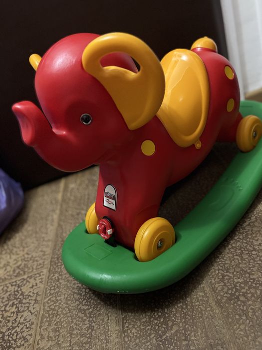 Детско слонче за бутане и люлеене
