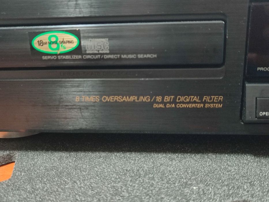 Cd player Sony model CDP-490