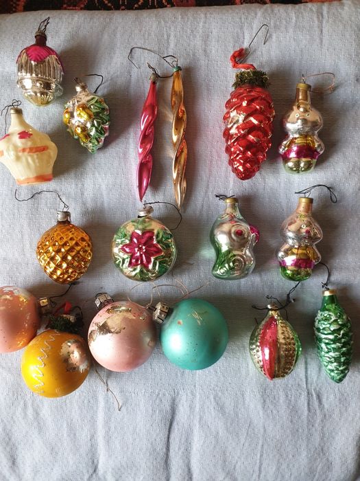 Ёлка и ёлочные игрушки