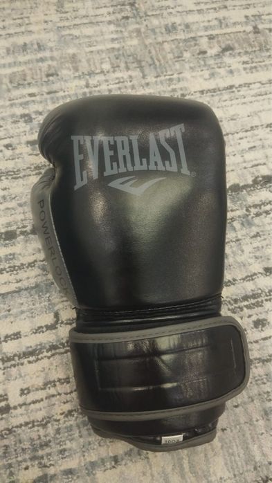 Перчатки еверласт 10 унций